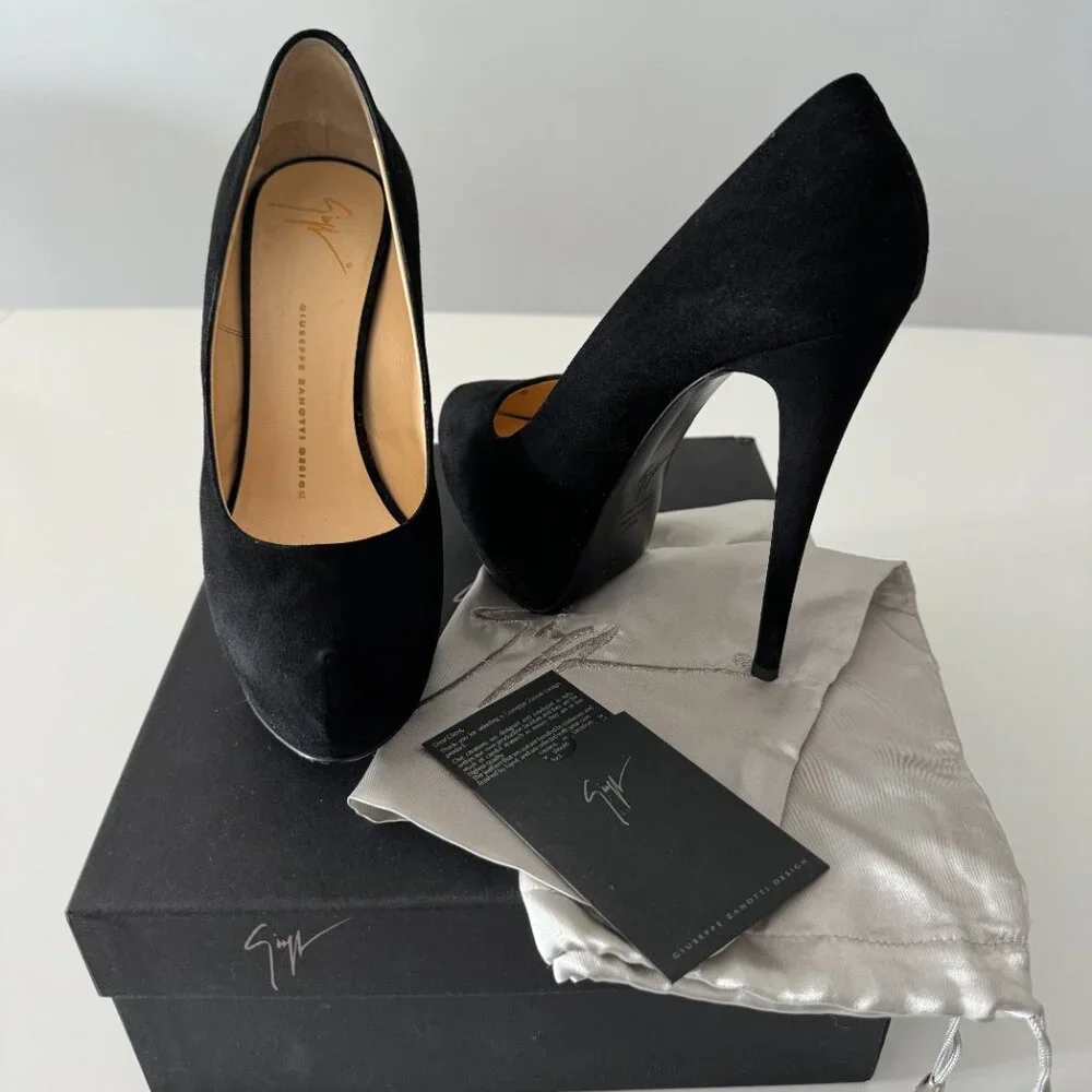 GIUSEPPE ZANOTTI  Eva Black Suede Pumps, size 38.5 - Picture 14 of 17